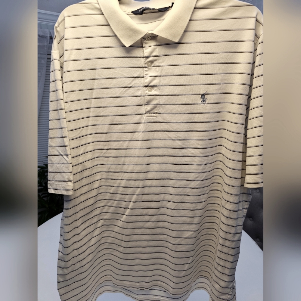 Polo golf Ralph Lauren shirt. No holes no stains nice shirt